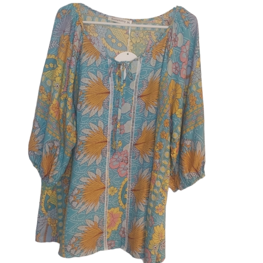 Rustty Dustty Size 2X Tropical Floral Print Bohemian Blouse NWT
